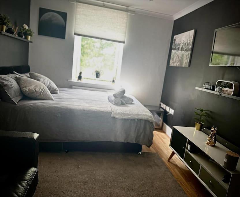 Stunning Luxury Croydon Apartment Gatwick Airport Close Purley Bagian luar foto